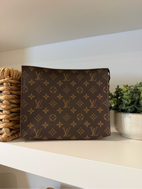 Louis Vuitton Handbags - Louis Vuitton Monogram Toiletry 26 & Bag Insert